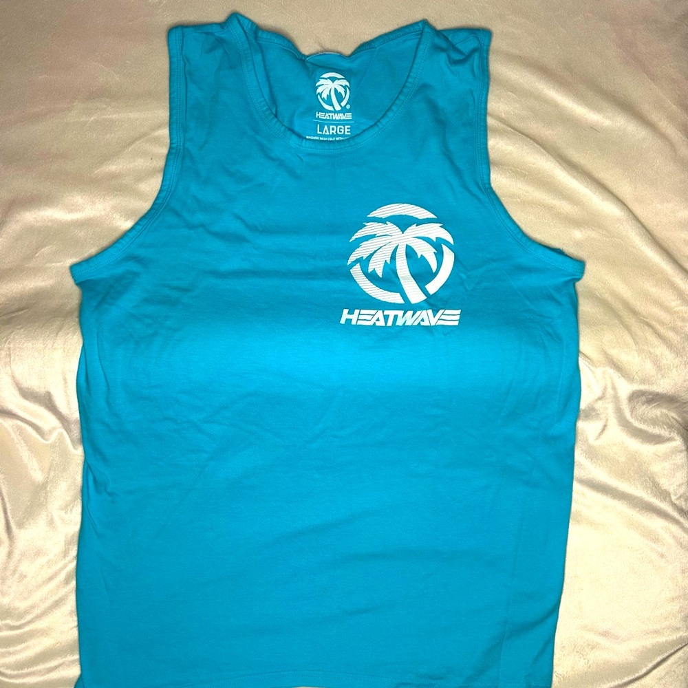 Heat wave visual tank top size XL color light blue white decal, front and back